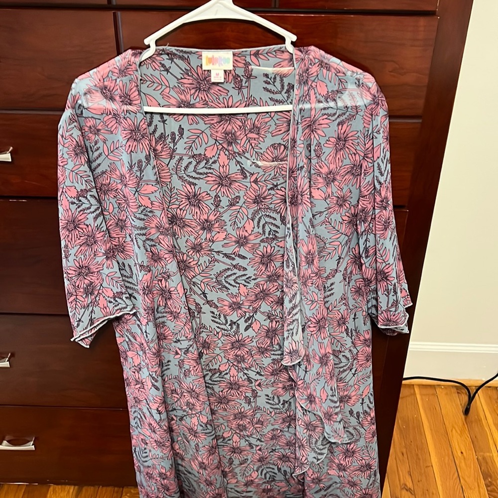 LulaRoe M floral Shirley